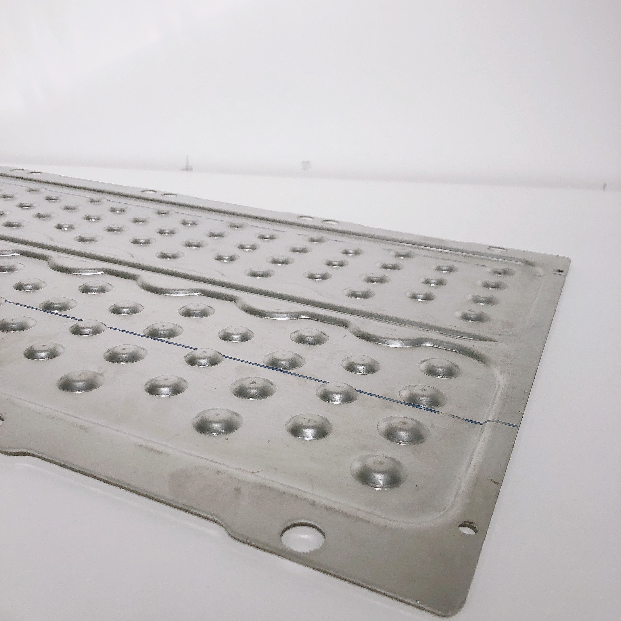 EV Battery Pack Cooling Solution Aluminum Brazing Stamping Water Liquid Cooling Cold Plate for Battery Module 