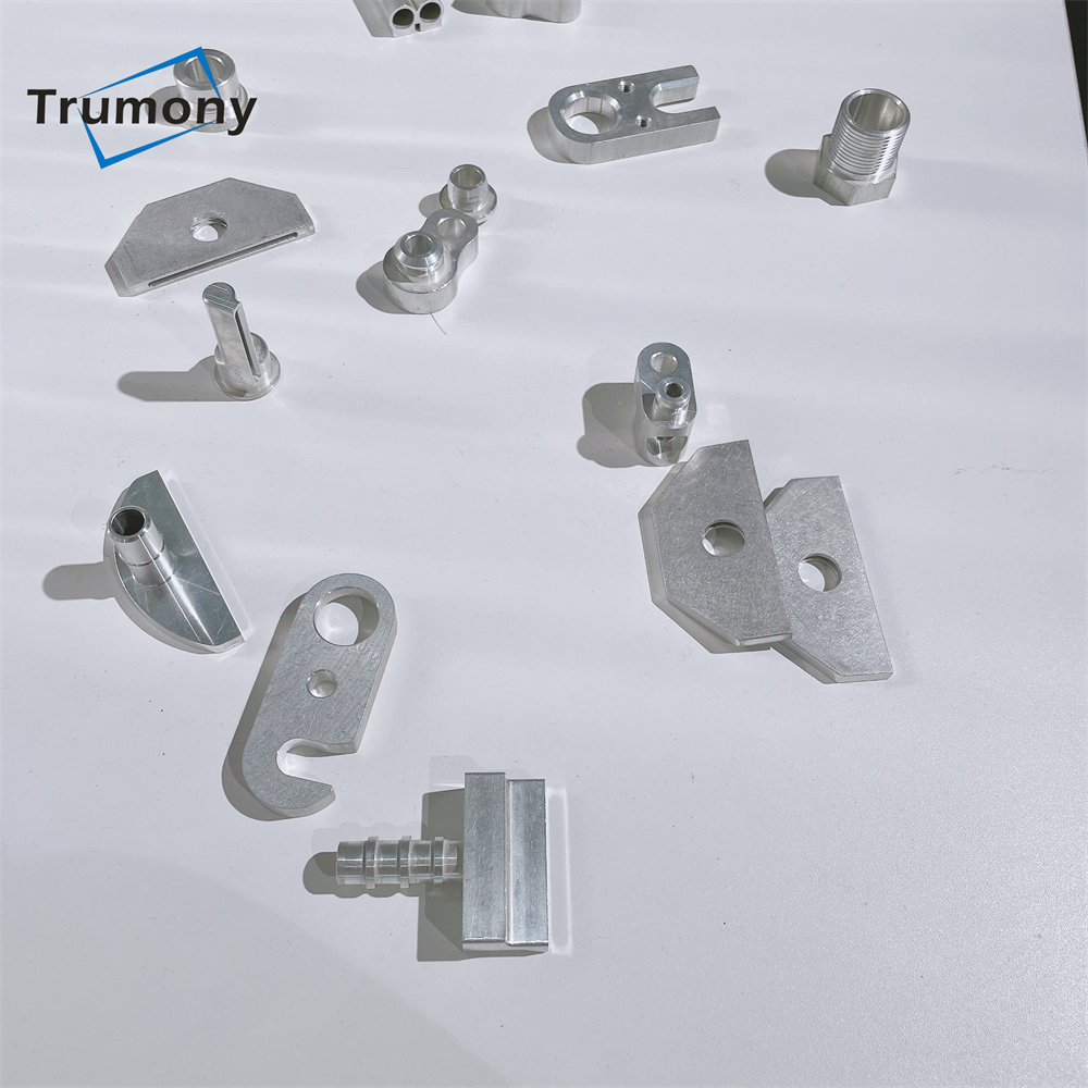  Automobile Spare Parts Aluminum 6061 Powder Coated CNC Machining Manifold 