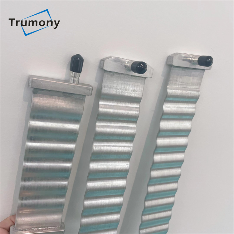 Aluminum Extrusion Micro Cooling Channel Tube System for Cylindrical Shaped Cells Battery Packs Manufacturing 